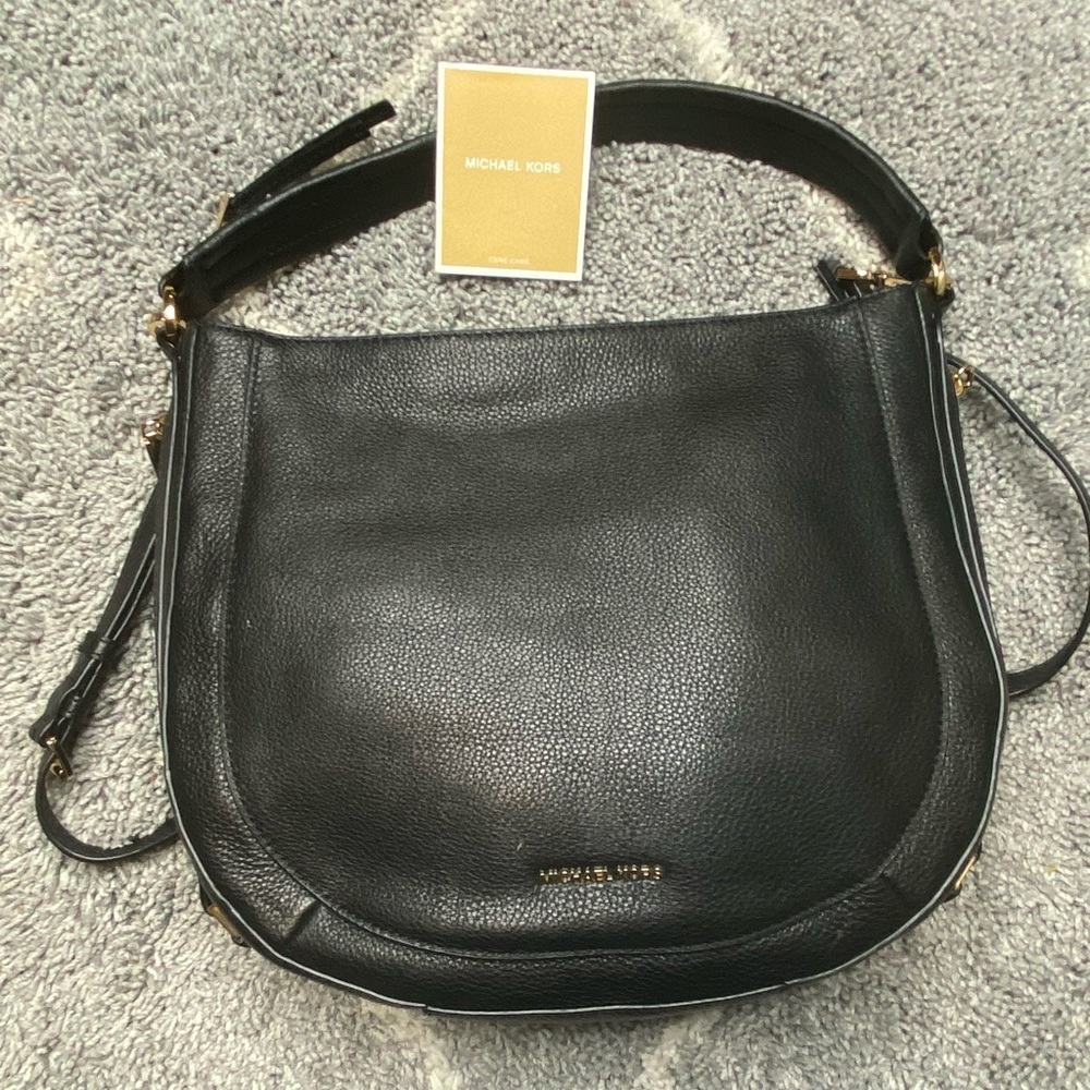Michael Kors black pebble leather crossbody gold zipper new never used w/o tags
